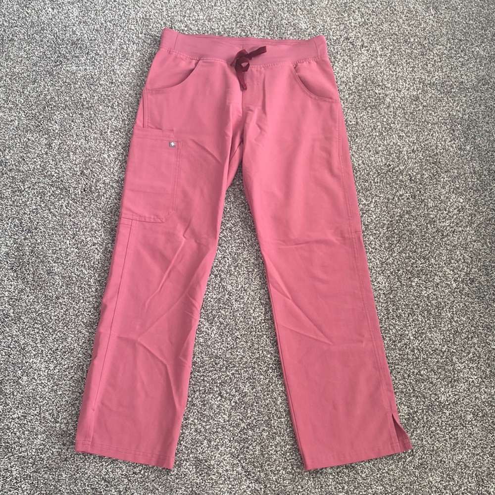 FIGS Kade Scrub Pants in Quartz